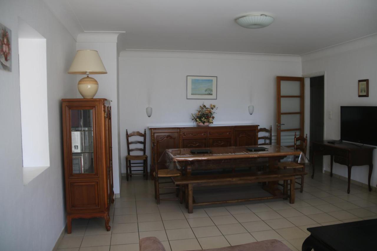 Du Pouey Villa *